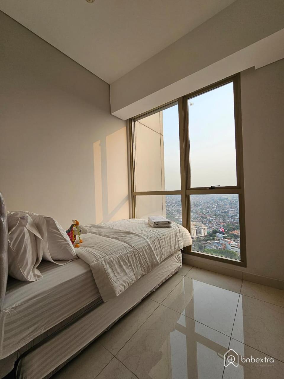 3Br Flat In Taman Anggrek Residence Jakarta Kültér fotó